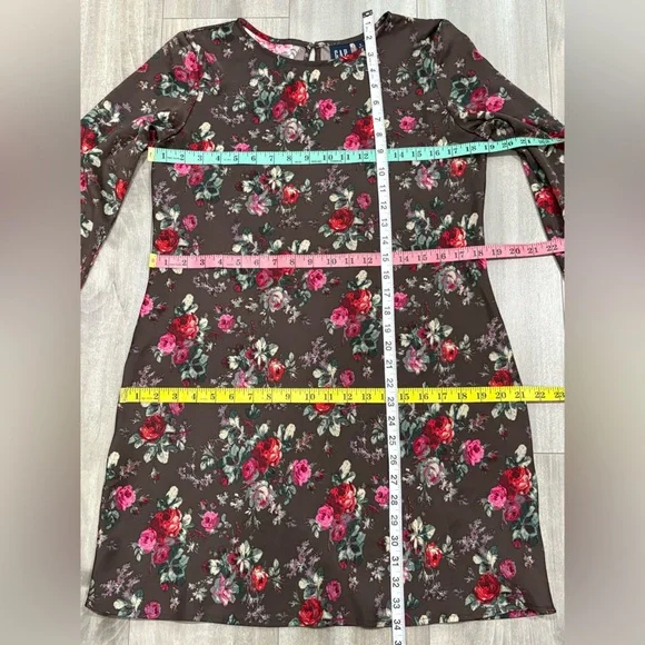 GAP Womens Satin Floral Long Sleeve Dress - Brown with Pink & Red Roses Size S - Picture 3 of 10